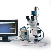 Precision stereo zoom trinocular microscope (III) on post stand, Z-LITE